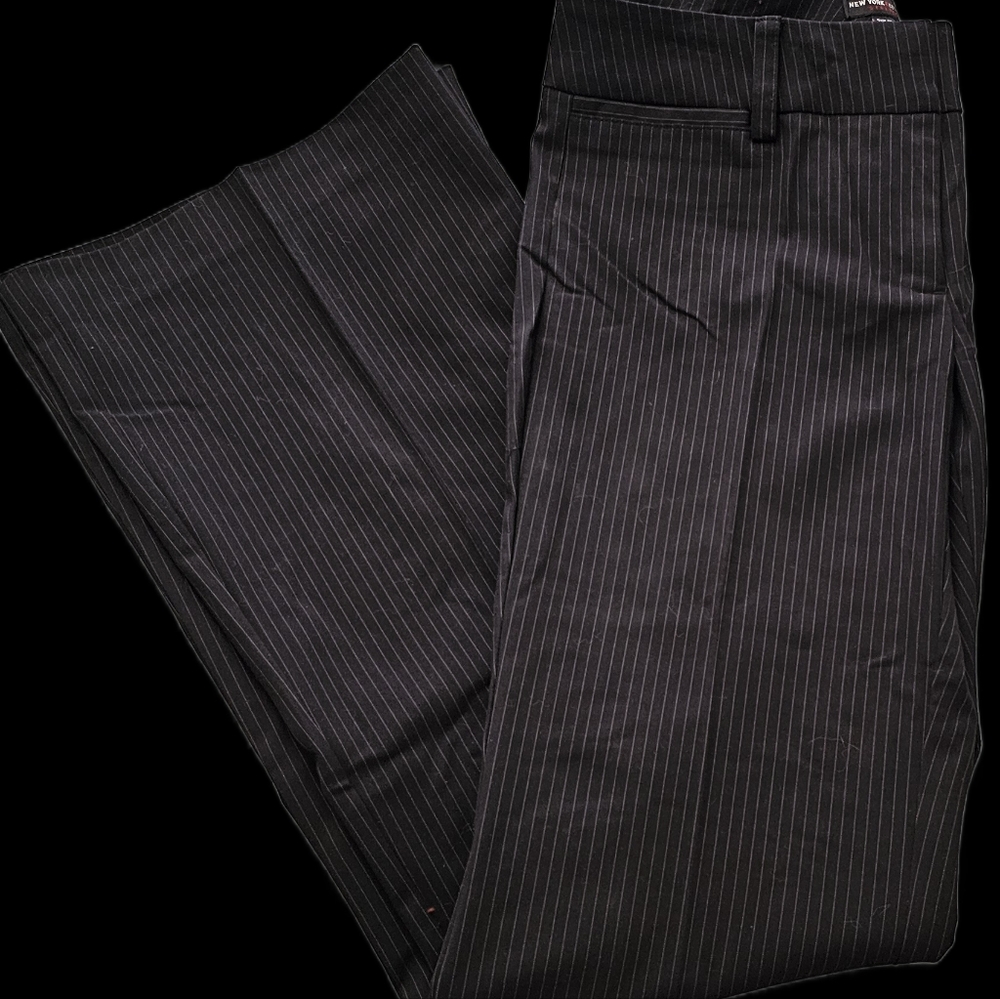 New York & Co black Pin Striped Stretch Pants